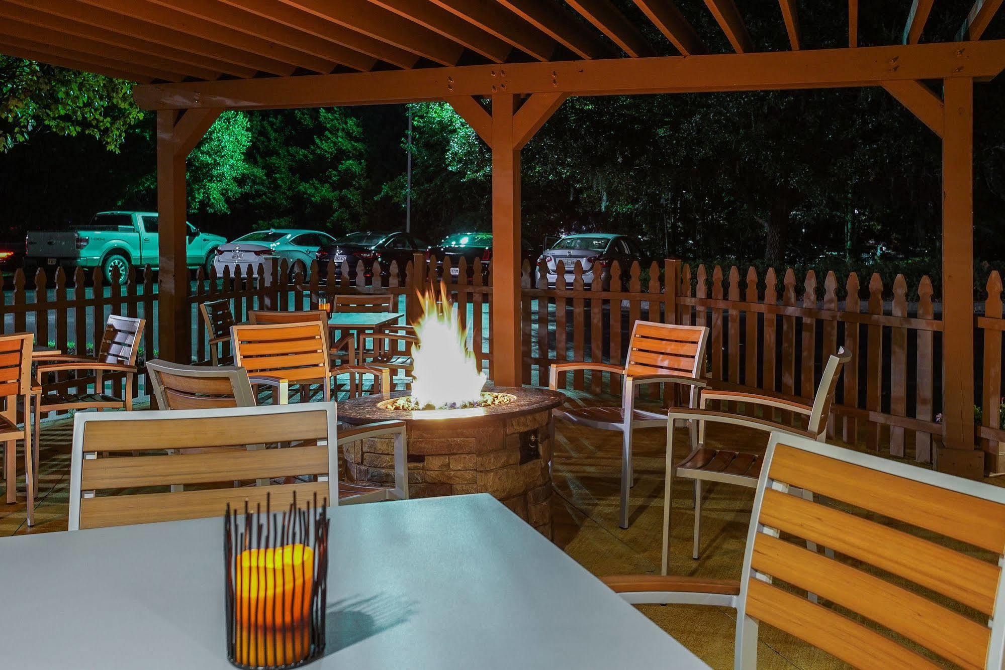 Springhill Suites By Marriott Savannah Midtown Εξωτερικό φωτογραφία
